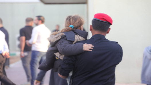 الأردن يستقبل 911 شخصا من قطاع غزة