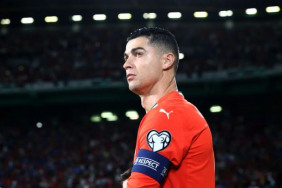 صورة حول : كم تكلف جلسة التصوير مع رونالدو؟ كم تكلف جلسة التصوير مع رونالدو؟