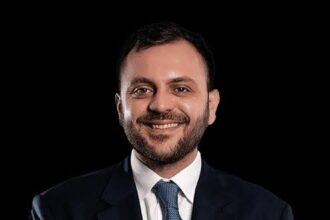 الأمير عمر بن فيصل يرعى إطلاق أول سباق للطائرات المسيرة الجمعة