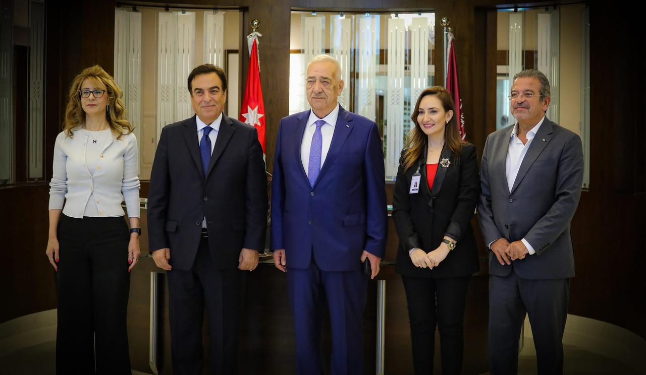 جورج قرداحي يناقش قضايا جوهرية في الإعلام خلال زيارته "الشرق الأوسط"