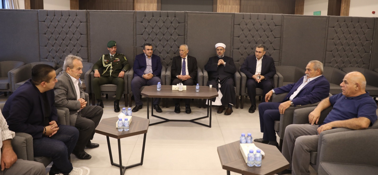 مندوبا عن الملك وولي العهد. العيسوي يعزي النوافعة ورمضان وإسعيفان والموصلي