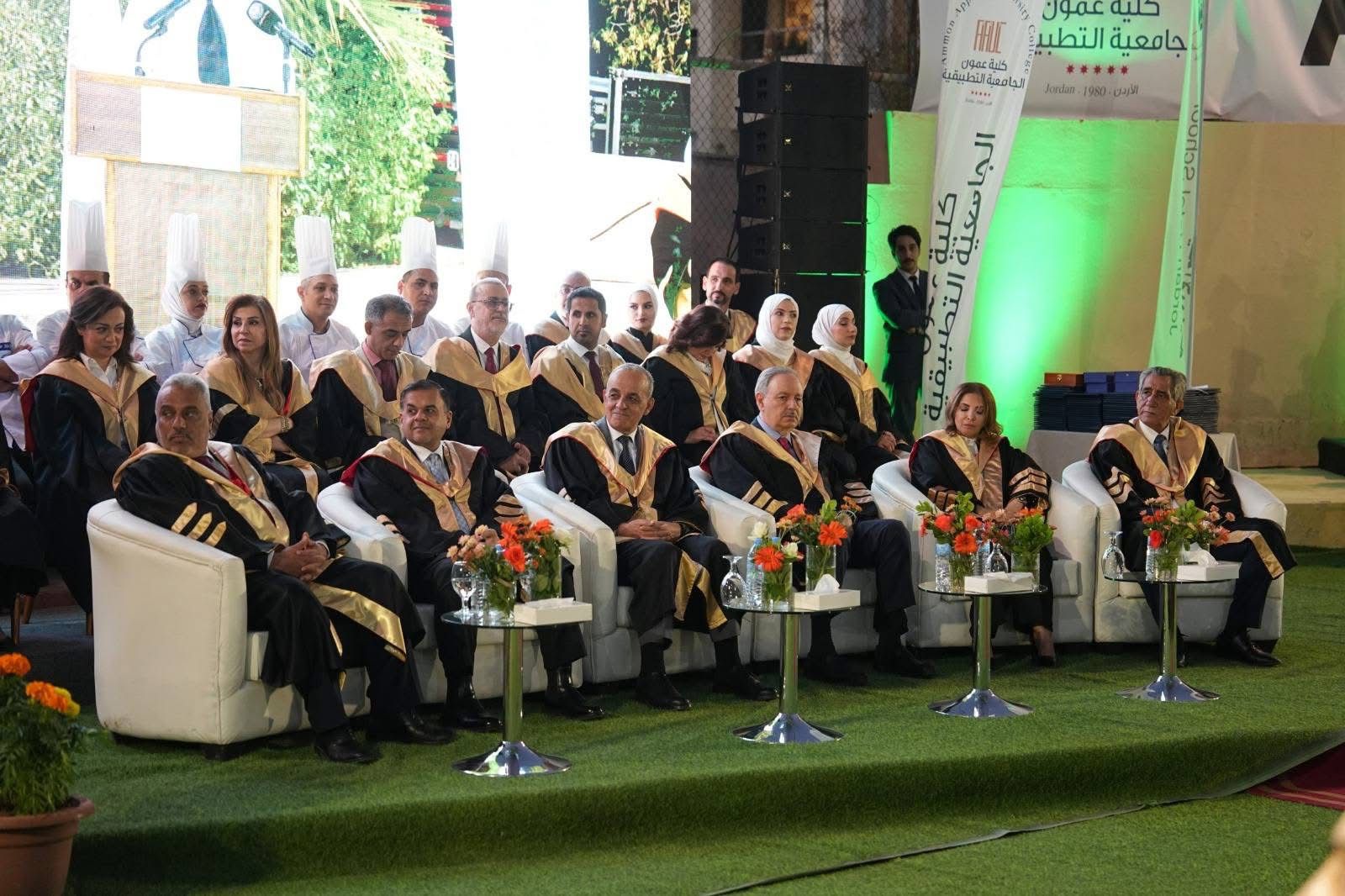 وزير السياحة والآثار يرعى حفل تخريج كلية عمون الجامعية التطبيقية