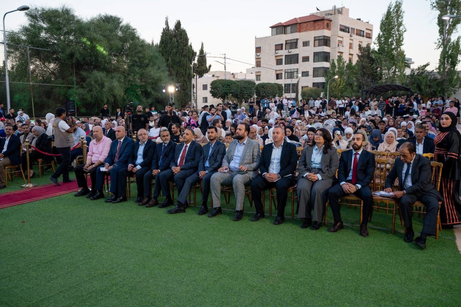 وزير السياحة والآثار يرعى حفل تخريج كلية عمون الجامعية التطبيقية