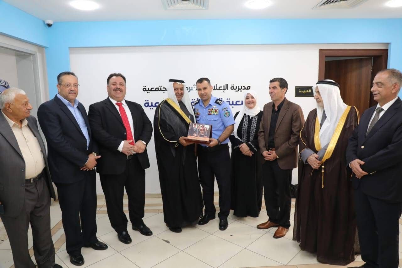 الشرطة المجتمعية تنفذ فعاليات توعوية في مديرية شؤون اللاجئين السوريين.