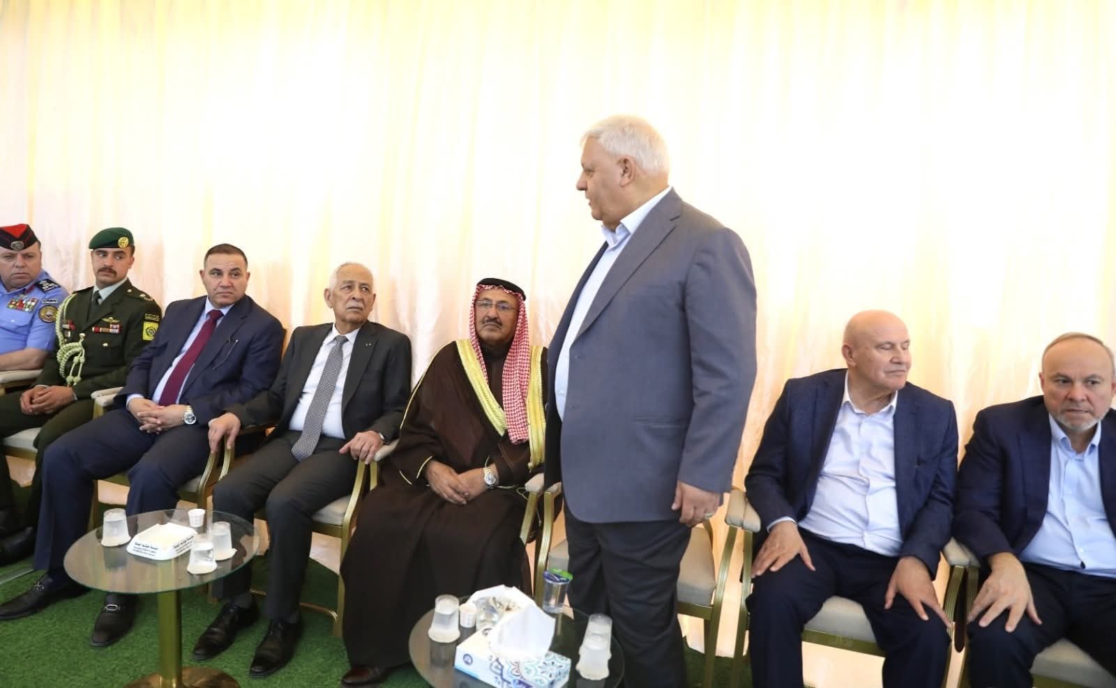 مندوبا عن الملك وولي العهد.. العيسوي يعزي الغويري والخلايلة وأبو صعيليك