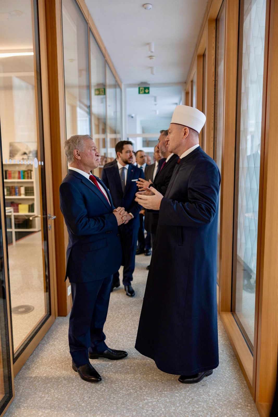 الملك وولي العهد يزوران المركز الثقافي الإسلامي ومسجد ليوبليانا في سلوفينيا