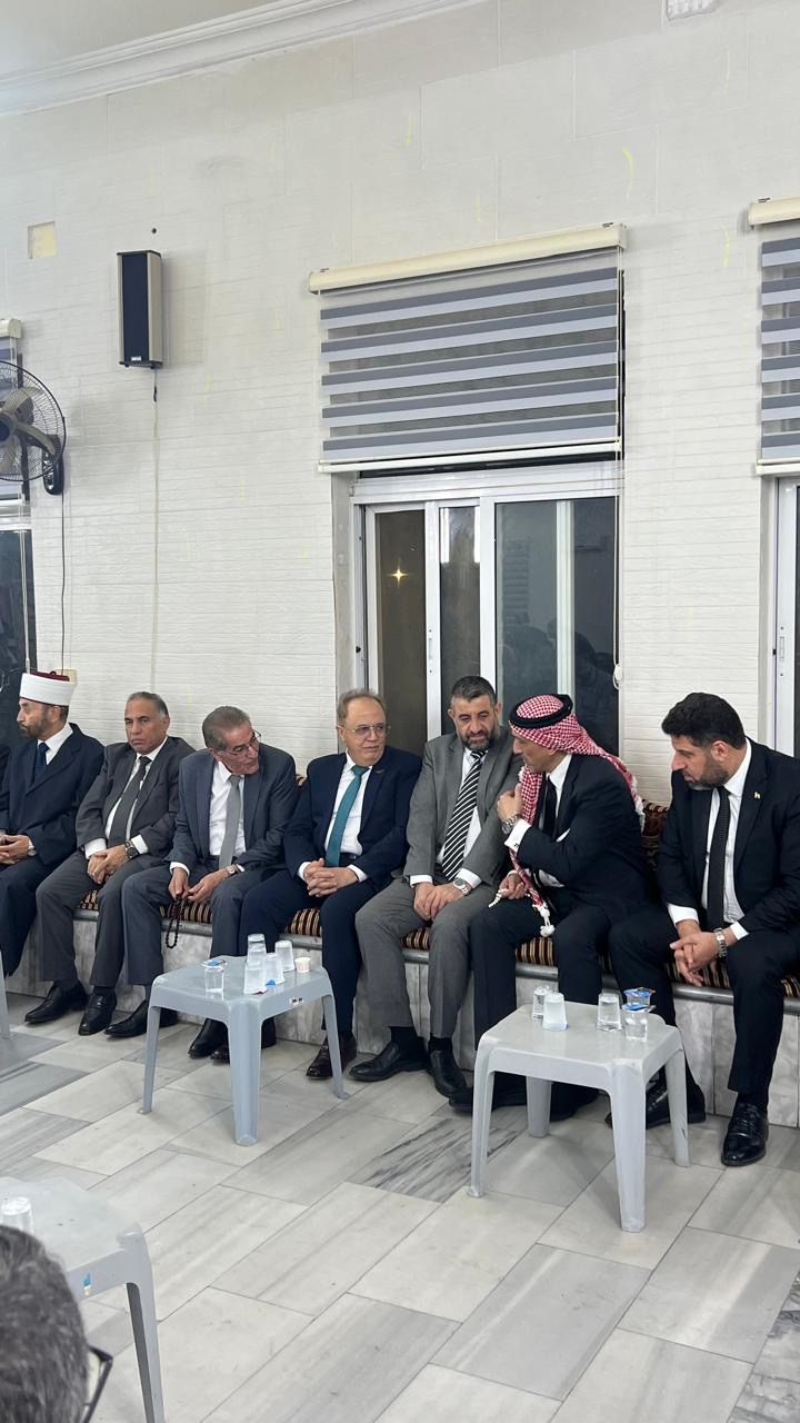 صورة حول : الرئيس السوري يعزي السفير سلمان القضاة بوفاة والده الرئيس السوري يعزي السفير سلمان القضاة بوفاة والده