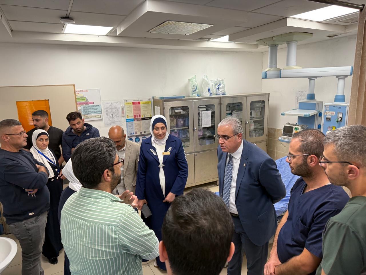 صورة حول : "البدور في الكرك": تزويد المستشفى باختصاصات دقيقة وافتتاح عيادة أورام علاجية. "البدور في الكرك": تزويد المستشفى باختصاصات دقيقة وافتتاح عيادة أورام علاجية.