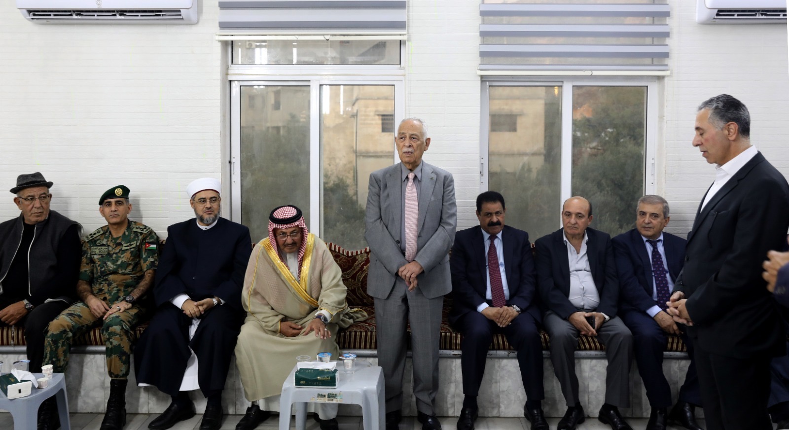 مندوبًا عن الملك وولي العهد.. العيسوي يعزي القضاة والحجازي والكلوب والخالدي