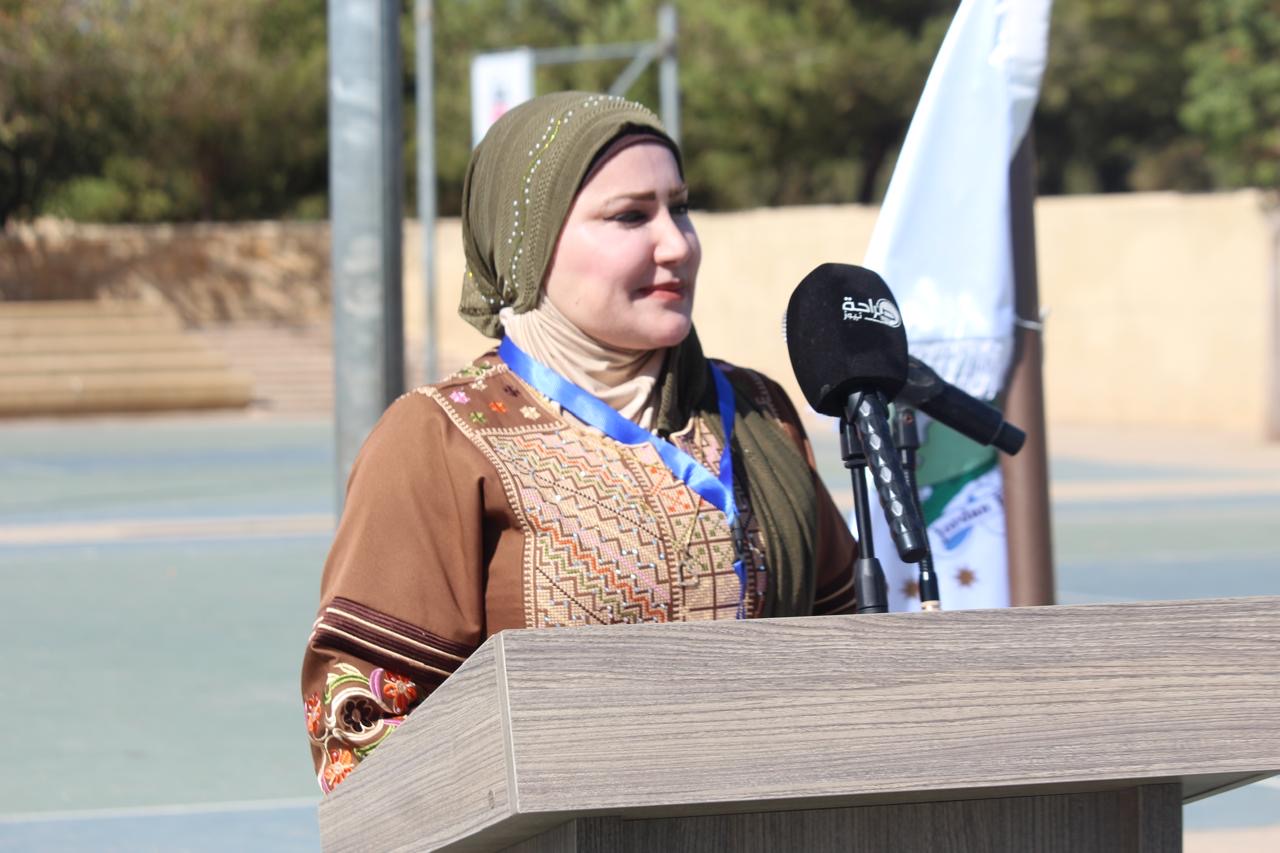 الأميرة بسمة بنت علي تفتتح بازار المزارع في حدائق الملك عبدالله الثاني .. فيديو وصور