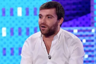 فابريتسيو رومانو يطمئن جماهير ليفربول: سلوت يحظى بدعم الإدارة الكامل