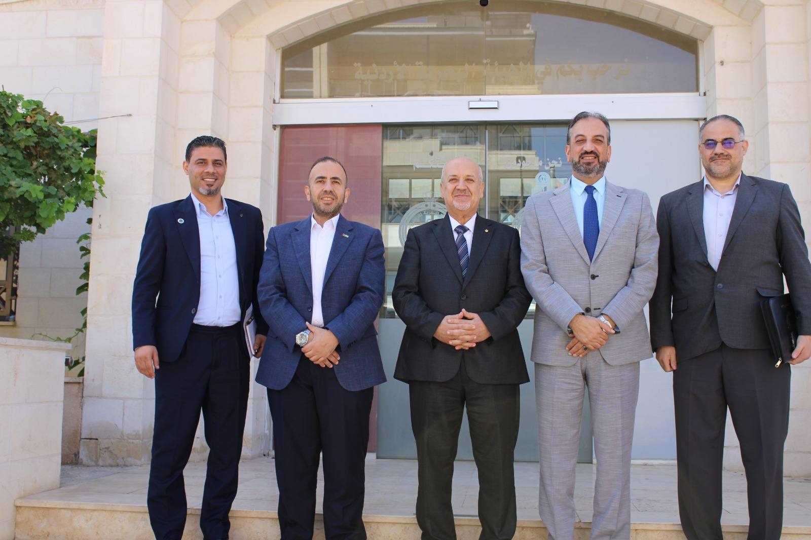 صورة حول : الأرصاد والهيئة البحرية الأردنية تتعاونان لتعزيز السلامة البحرية الأرصاد والهيئة البحرية الأردنية تتعاونان لتعزيز السلامة البحرية