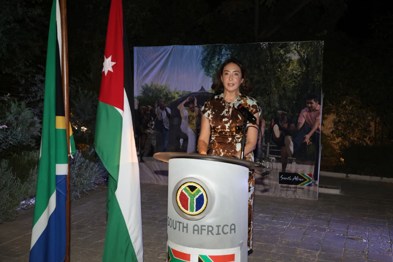 صورة حول : الأميرة ريم علي ترعى انطلاق "أيام الفيلم الجنوب أفريقي" الأميرة ريم علي ترعى انطلاق "أيام الفيلم الجنوب أفريقي"