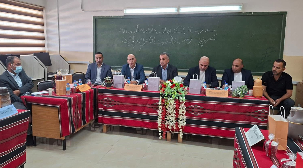 صورة حول : تربية الطفيلة تبحث تطوير التعليم في الحسا ومعالجة التحديات المدرسية تربية الطفيلة تبحث تطوير التعليم في الحسا ومعالجة التحديات المدرسية