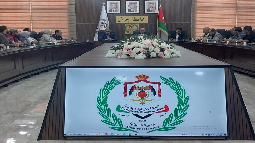 صورة حول : محافظ جرش يعلن افتتاح معاصر الزيتون منتصف الشهر محافظ جرش يعلن افتتاح معاصر الزيتون منتصف الشهر