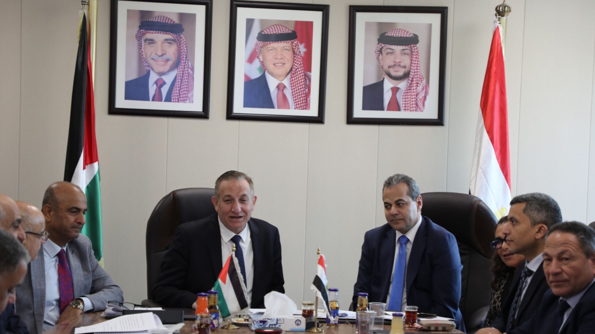 صورة حول : ختام الدورة الثامنة للجنة الفنية الزراعية الأردنية–المصرية المشتركة ختام الدورة الثامنة للجنة الفنية الزراعية الأردنية–المصرية المشتركة