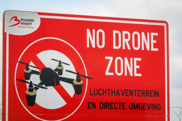 رصد طائرات مسيّرة فوق قاعدة نووية بلجيكية يثير قلق الأمن الأوروبي