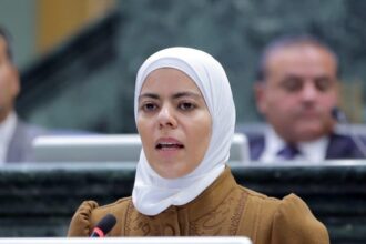 أبو غوش تقترح تعديلات على مشروع قانون خدمة العلم للمقيمين خارج الأردن