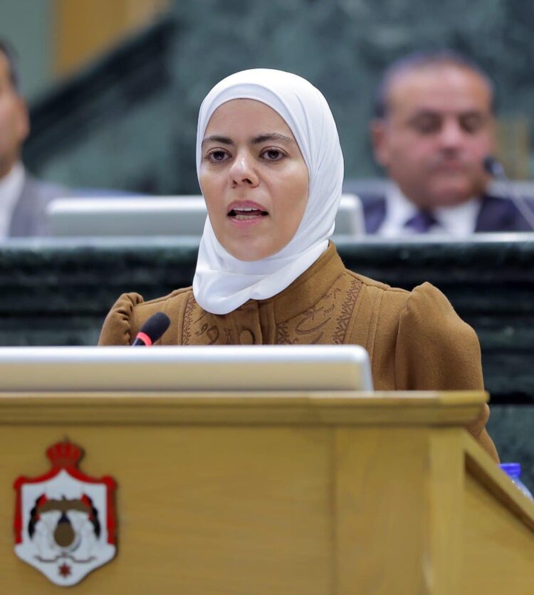 صورة حول : أبو غوش تقترح تعديلات على مشروع قانون خدمة العلم للمقيمين خارج الأردن أبو غوش تقترح تعديلات على مشروع قانون خدمة العلم للمقيمين خارج الأردن