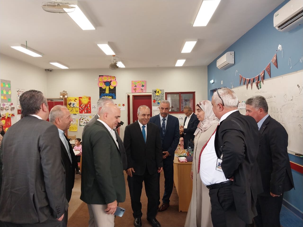 صورة حول : محافظة يفتتح مدرسة باعون الأساسية في عجلون بكلفة مليوني دينار محافظة يفتتح مدرسة باعون الأساسية في عجلون بكلفة مليوني دينار