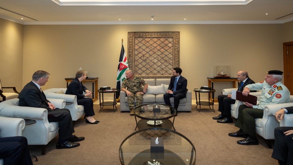 عاجل | الملك يؤكد ضرورة الالتزام باتفاق إنهاء الحرب في غزة