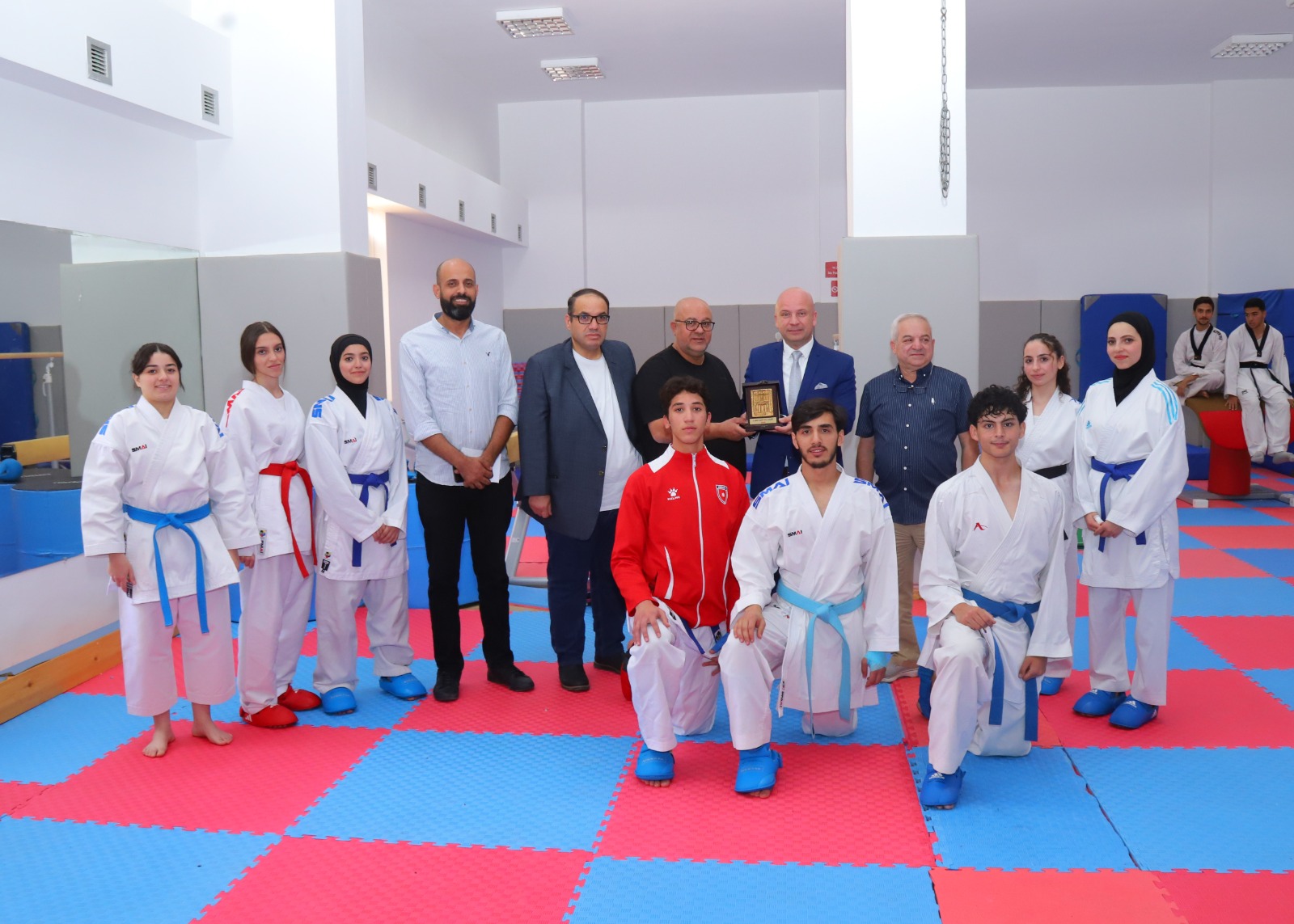 صورة حول : نجوم الرياضة الأردنية يشاركون في اختيار طلبة منح التفوق الرياضي بجامعة البترا نجوم الرياضة الأردنية يشاركون في اختيار طلبة منح التفوق الرياضي بجامعة البترا