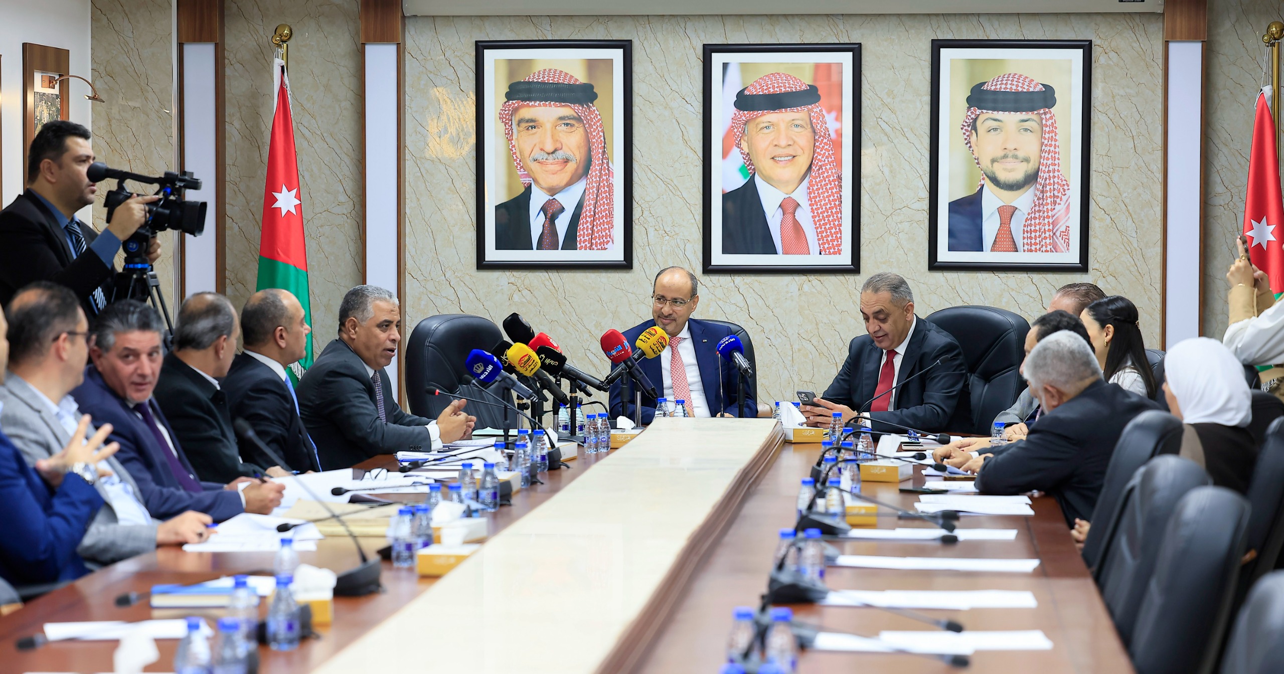 صورة حول : "المالية النيابية" تناقش موازنة المحكمة الدستورية لعام 2026 "المالية النيابية" تناقش موازنة المحكمة الدستورية لعام 2026