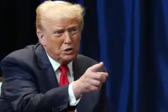 ترامب ينفي دراسة نقل صواريخ "توماهوك" إلى أوكرانيا