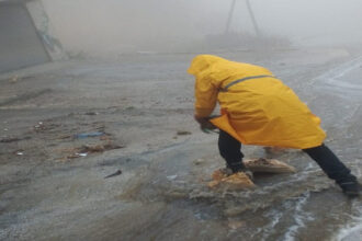 عجلون: فرق البلدية تفتح الطرق وتتعامل مع تجمعات الأمطار