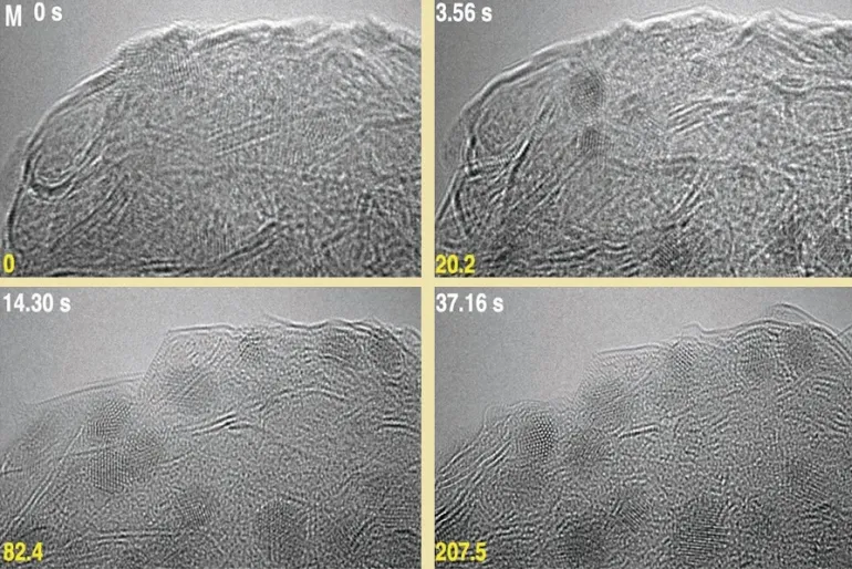 غلماء يبتكرون طريقة جديدة لصناعة الألماس بالنانو باستخدام الإلكترونات
