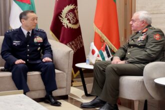 اللواء الحنيطي يستقبل رئيس أركان قوات الدفاع الذاتية اليابانية