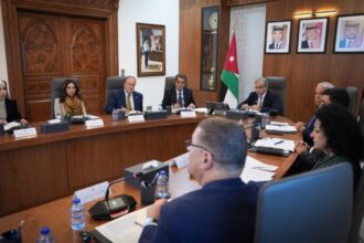 عاجل | جعفر حسان يصادق على أسماء الفائزين في جائزة الحسين للعمل التطوعي