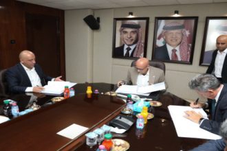 وزير المياه يطلق مشاريع صرف صحي جديدة في إربد وعمّان