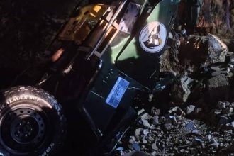 عاجل | وفاة شاب إثر انقلاب مركبته في وادي موسى