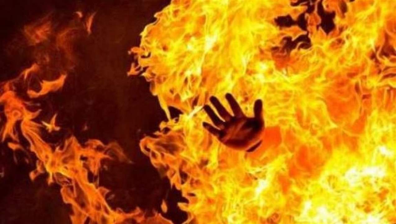 صورة حول : امرأة تقتل زوجها بعد اعتداء متكرر عليه وتحرقه حتى الموت امرأة تقتل زوجها بعد اعتداء متكرر عليه وتحرقه حتى الموت