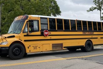 حادث مأساوي: طفل يلقى مصرعه بمزاح زميله