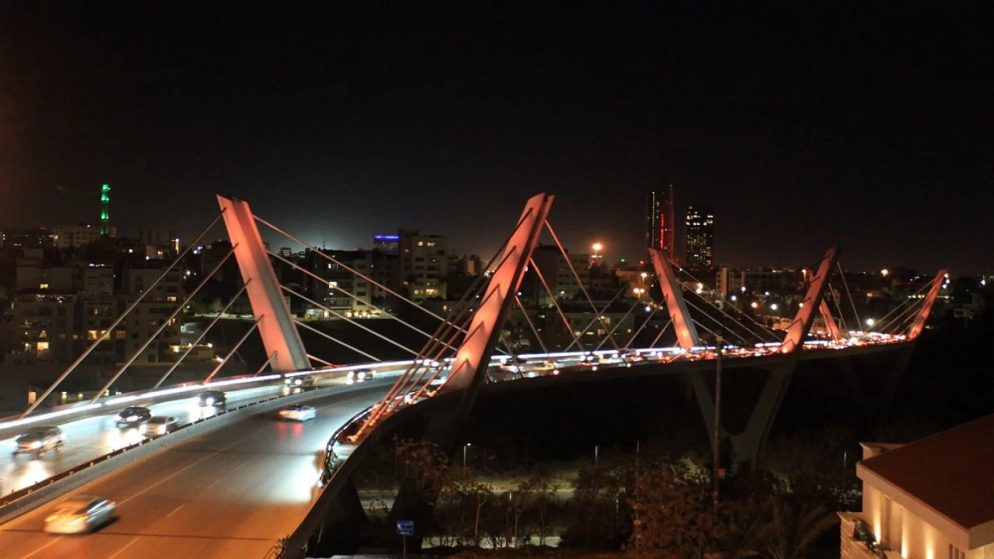 صورة حول : الأمانة: خدمة المواطن على رأس أولوياتنا .. إنارة جسر عبدون قريباً الأمانة: خدمة المواطن على رأس أولوياتنا .. إنارة جسر عبدون قريباً