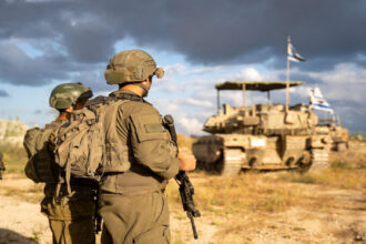 إسرائيل تعتمد الاغتيالات الجوية لمواجهة التهديد السوري