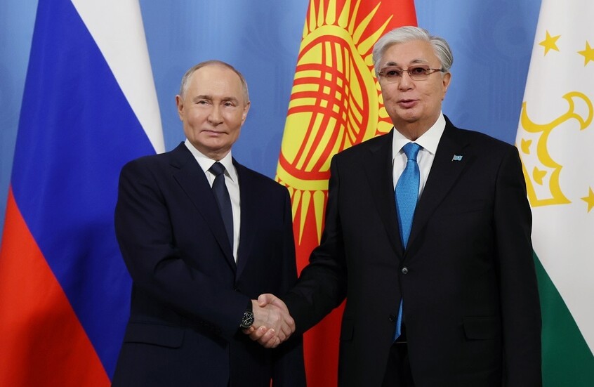 صورة حول : توكاييف يبعث رسالة شكر إلى بوتين بعد زيارة رسمية توكاييف يبعث رسالة شكر إلى بوتين بعد زيارة رسمية