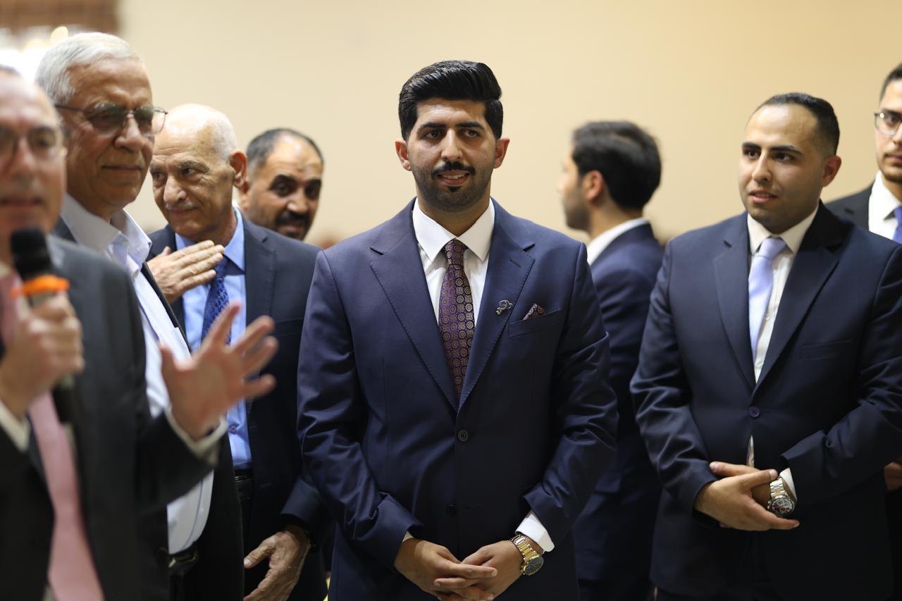 صورة حول : الدكتور القسوس يطلب كريمة "الكركي" لشاب عمر الضمور الدكتور القسوس يطلب كريمة "الكركي" لشاب عمر الضمور