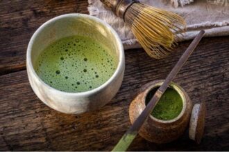 هل تخفف الماتشا أعراض القولون العصبي؟