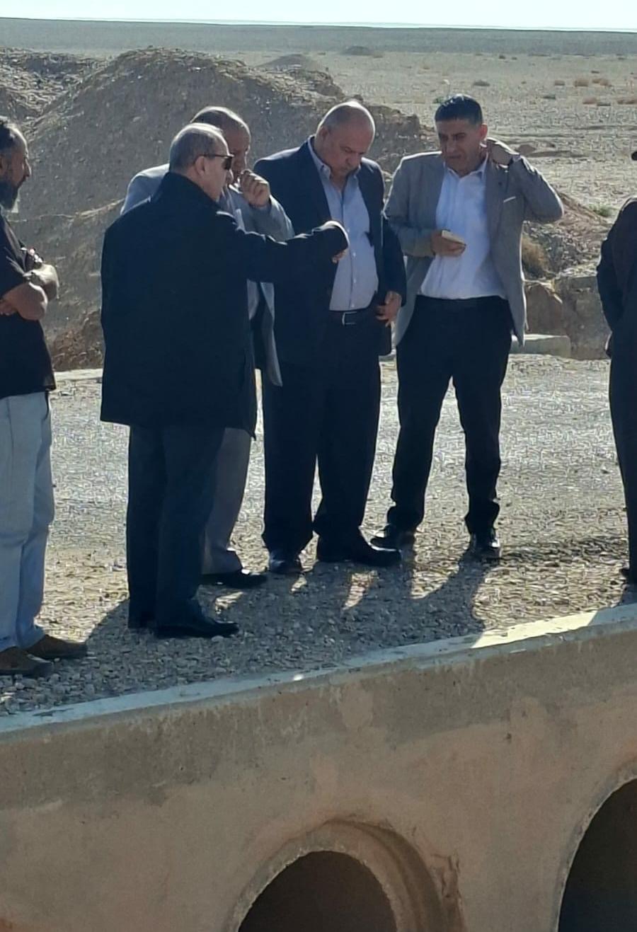 صورة حول : وزير الإدارة المحلية يتابع ميدانياً جاهزية بلديتي القويرة والجفر لفصل الشتاء وزير الإدارة المحلية يتابع ميدانياً جاهزية بلديتي القويرة والجفر لفصل الشتاء