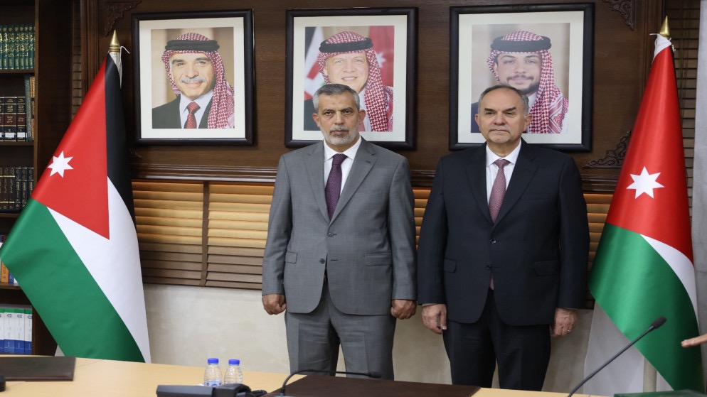 45 محامياً جدد يؤدون اليمين القانونية أمام وزير العدل