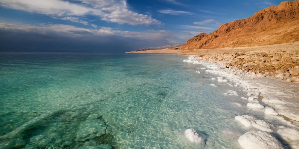 المجموعة الأردنية تطلق مبادرات لتعزيز البحر الميت كوجهة سياحية وبيئية