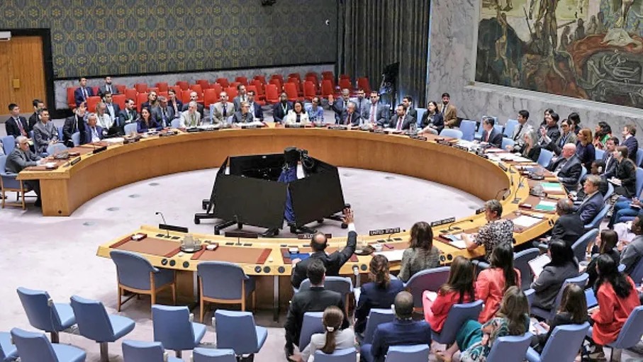 صورة حول : مجلس الأمن يعتمد خطة ترامب للسلام في غزة مجلس الأمن يعتمد خطة ترامب للسلام في غزة