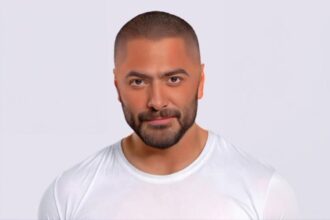 تامر حسني يوضح حول حالته الصحية بعد العملية