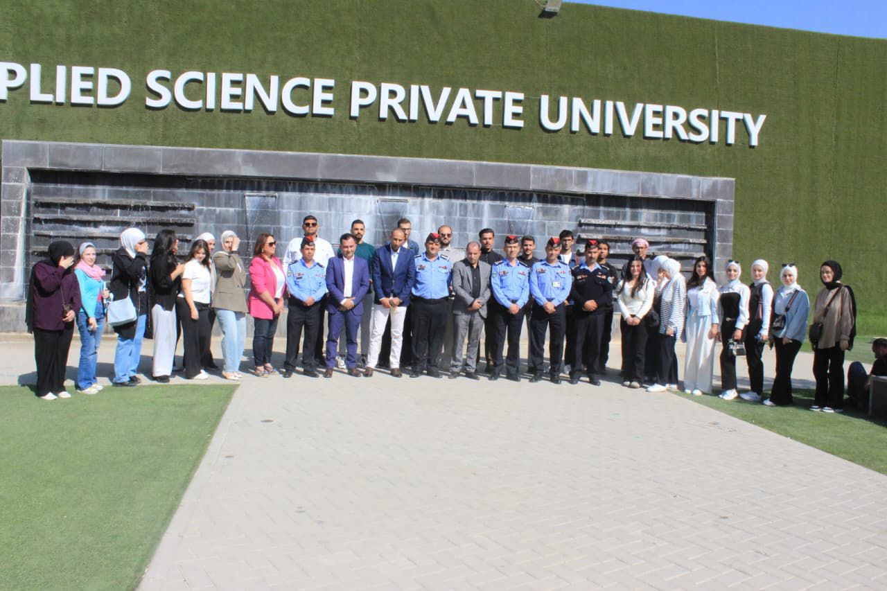 مديرية الأمن العام تواصل تنظيم فعاليات الأسبوع التوعوي الجامعي "بالحوار نبني بيئة جامعية آمنة"