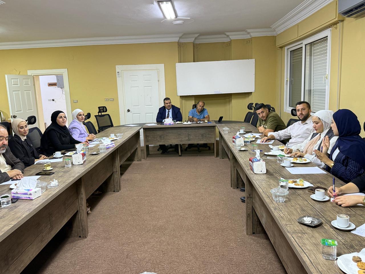 صورة حول : شباب اللجان المؤقتة في عجلون… خطوة جديدة نحو شراكة فاعلة بين المجلسين شباب اللجان المؤقتة في عجلون… خطوة جديدة نحو شراكة فاعلة بين المجلسين