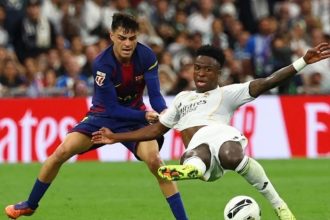 بيدري محبط من برشلونة ويفكر بالرحيل