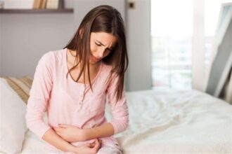 إسبانيا تعتمد أول قانون أوروبي يمنح النساء إجازة مدفوعة أثناء الدورة الشهرية